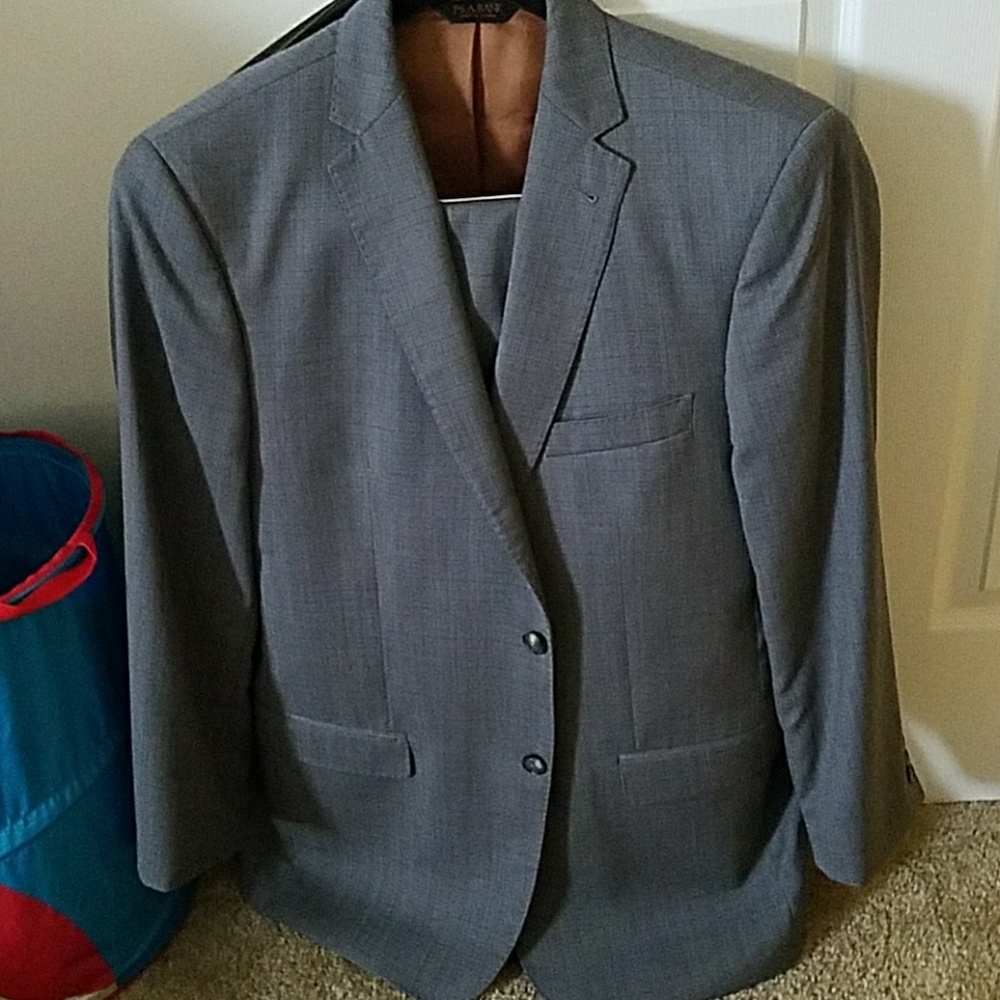 Jos A Bank Suit 43L Jacket 36W Pant